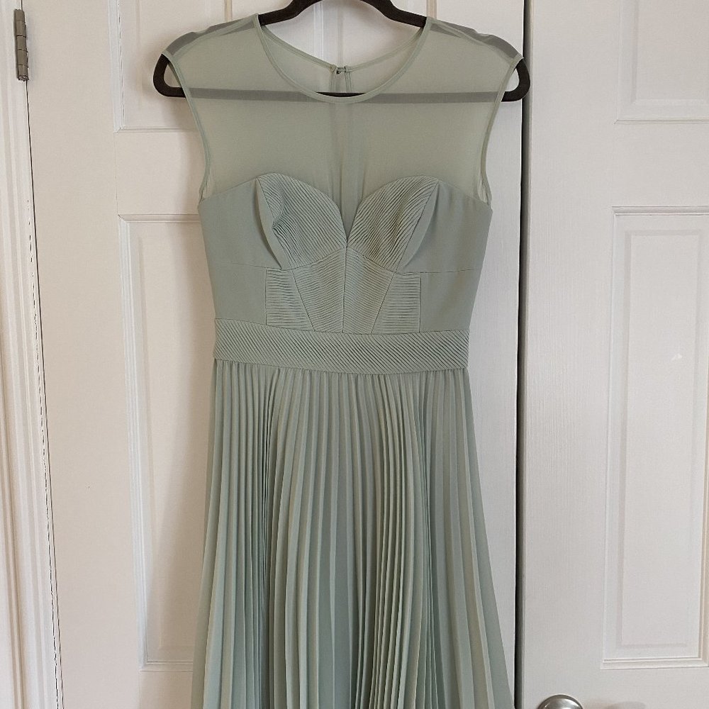 NWT Karen Millen Mint Seafoam Green Silk Dress with Pleated Skirt UK 8 EU 36 US